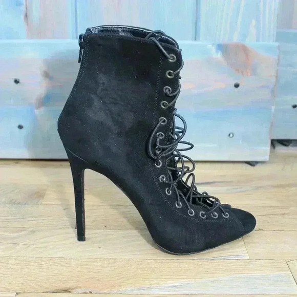 Black Lace Black Corset Faux Suede Vegan Stiletto Heels Size 6 NWOT - Picture 1 of 9